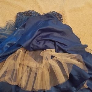 Jovani Dresses - Womens size 2 Jovani Prom Homecoming Formal Dress Jovani Dresses - Womens size 2 Jovani Prom Homecoming Formal Dress